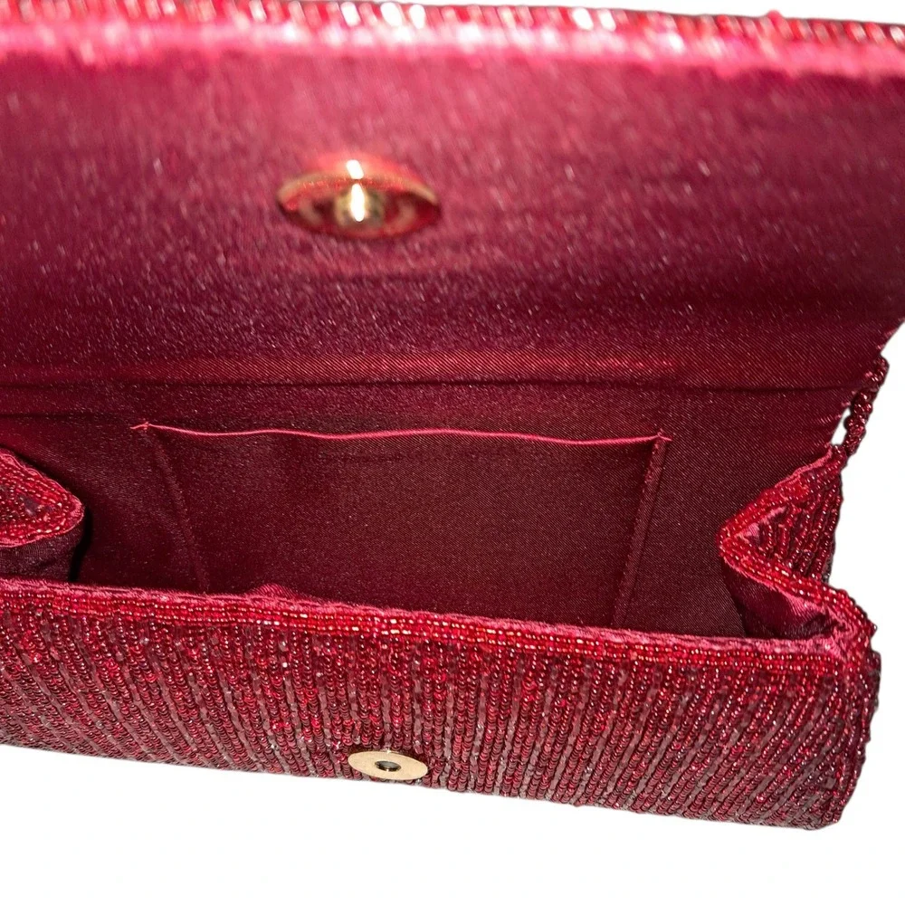 NWT‎ Hello Kitty Handbag Red Beaded Floral Embroidered Rare Limited Edition